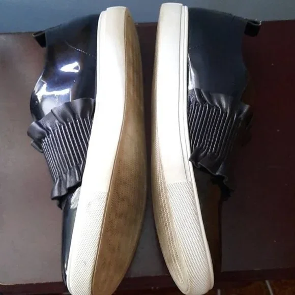 Donald Pliner Samie Black Patent Leather Loafers Size 6.5 - Picture 2 of 11